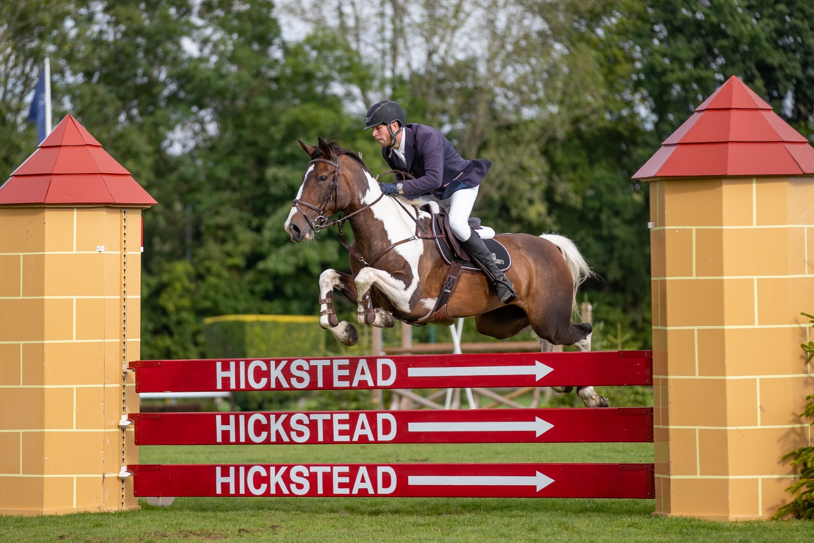Nick Edwards & Loughgarahillview Lilly - The All England 1.00m Open Championship