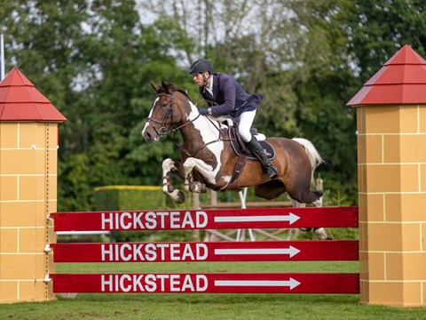 Nick Edwards & Loughgarahillview Lilly - The All England 1.00m Open Championship